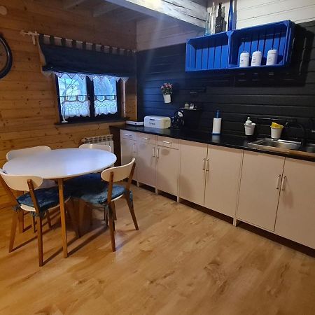Chata Starych Znajomych Sanok Exterior foto